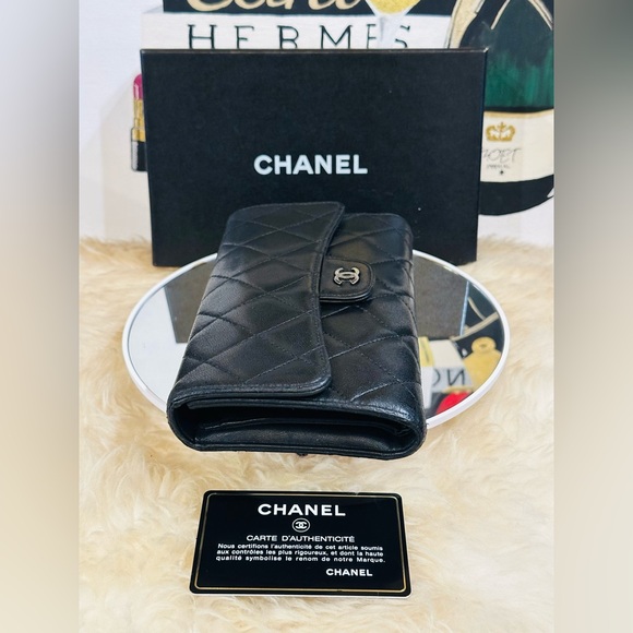 πCHANEL LAMBSKIN MATELASSE Trifold Long Wallet Authenticity Card Full Inclusion - Picture 15 of 17